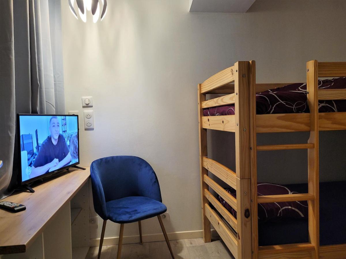 L'établissement LA PLAGE A 2 PAS , vous propose 4 appartements neufs avec services , lits faits à votre arrivée , serviettes de toilette , ménage , Wifi , en hyper centre , Vue mer à 50m , tout est accessible à pied Dieppe Exterior foto